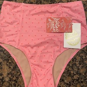 Kortni Jeane cut high bottoms